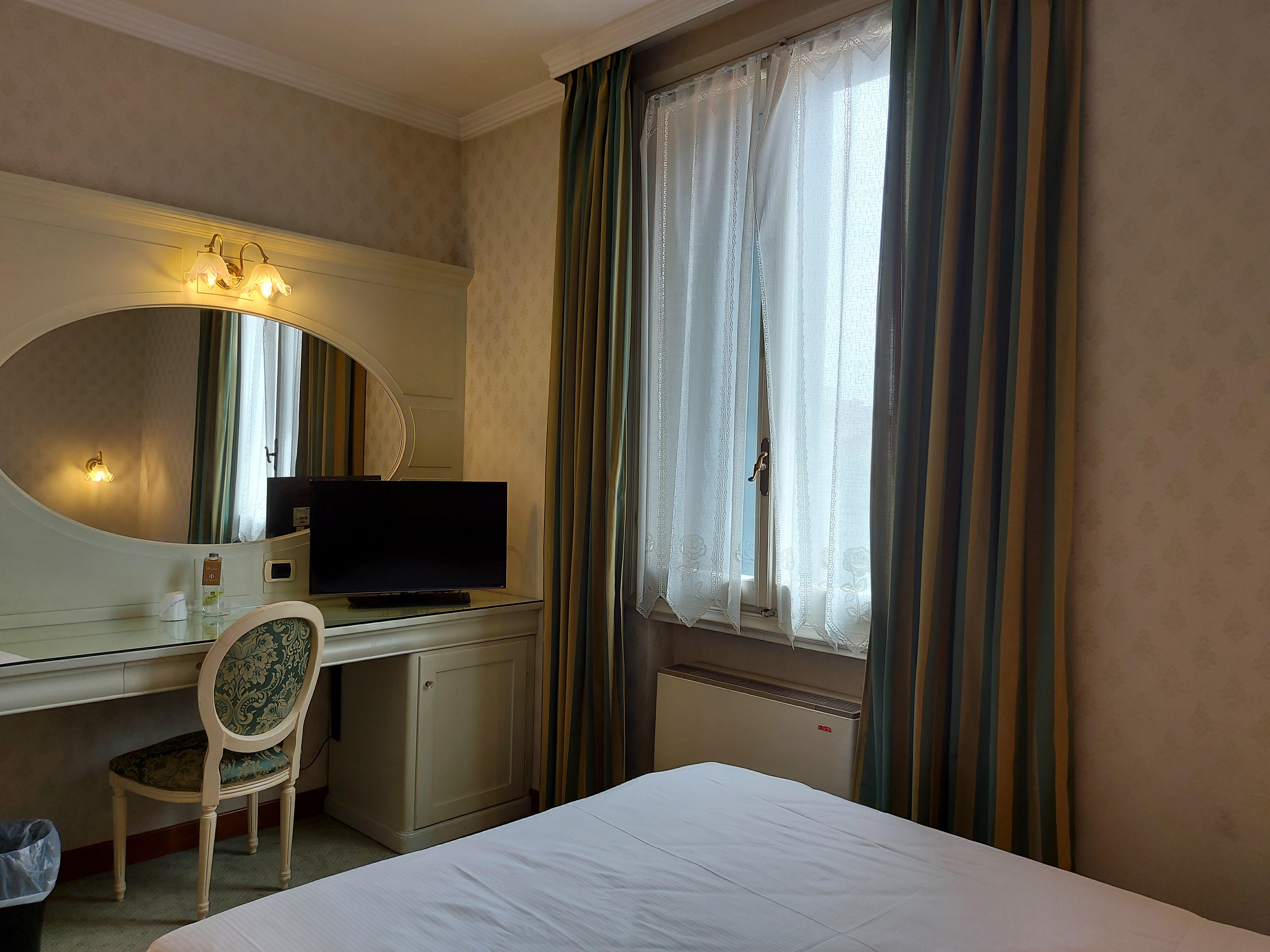 Phi Hotel Canalgrande Modena Exteriér fotografie
